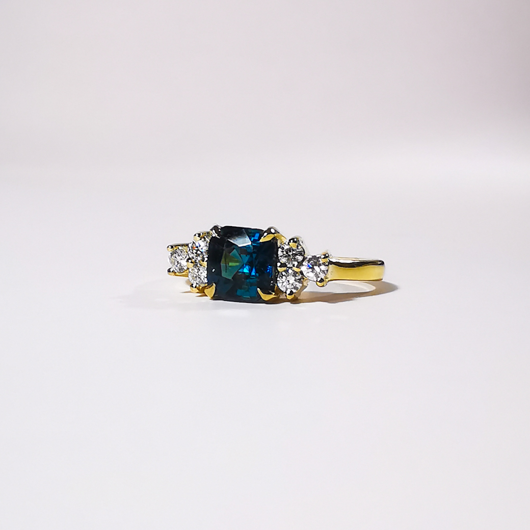 anillo de compromiso indico