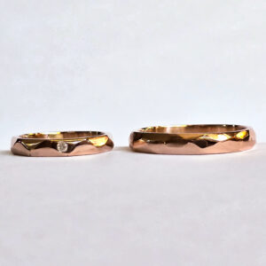 Argollas facetadas oro rosa y diamante