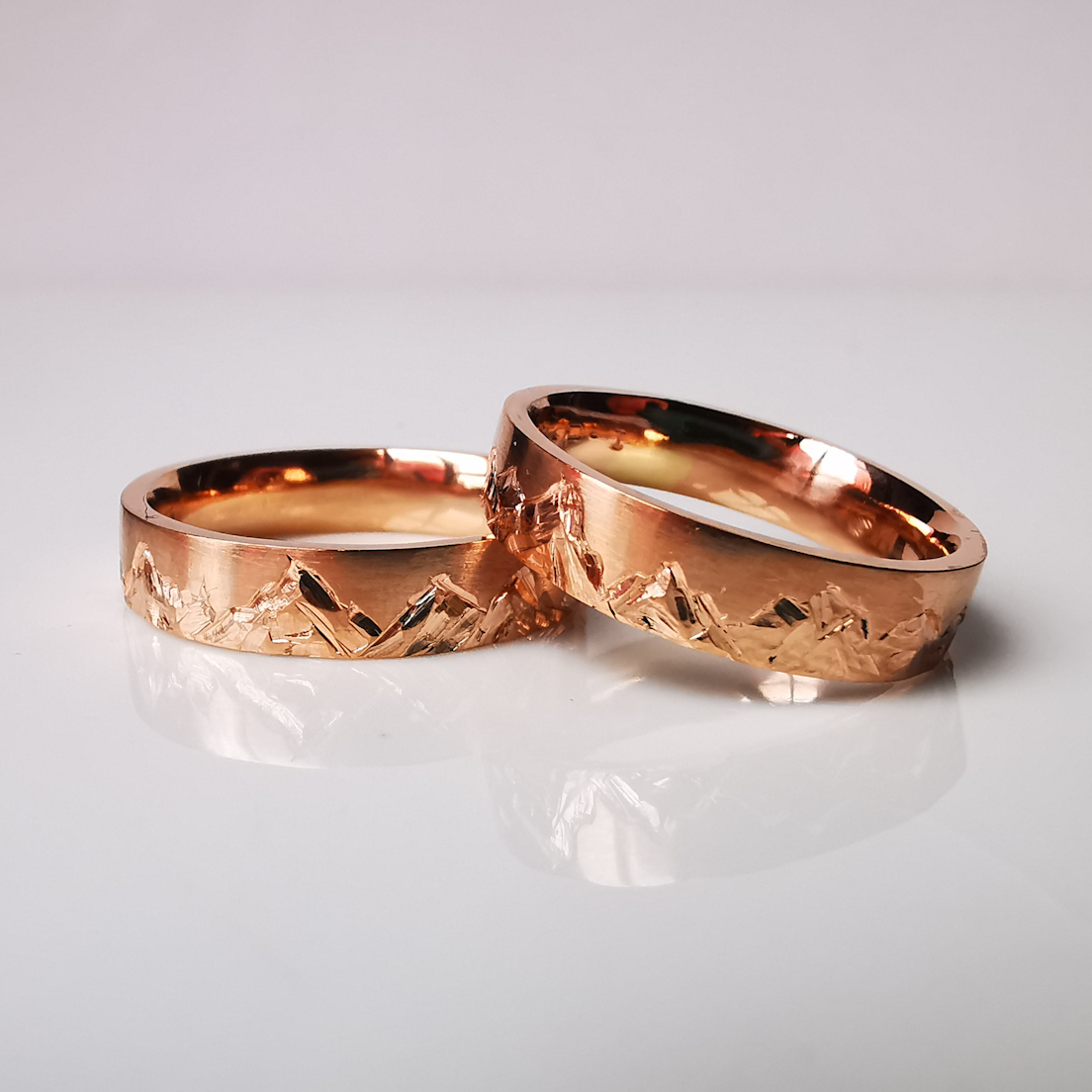 Argollas de matrimonio Cordillera oro rosa 18k - Imagen 2